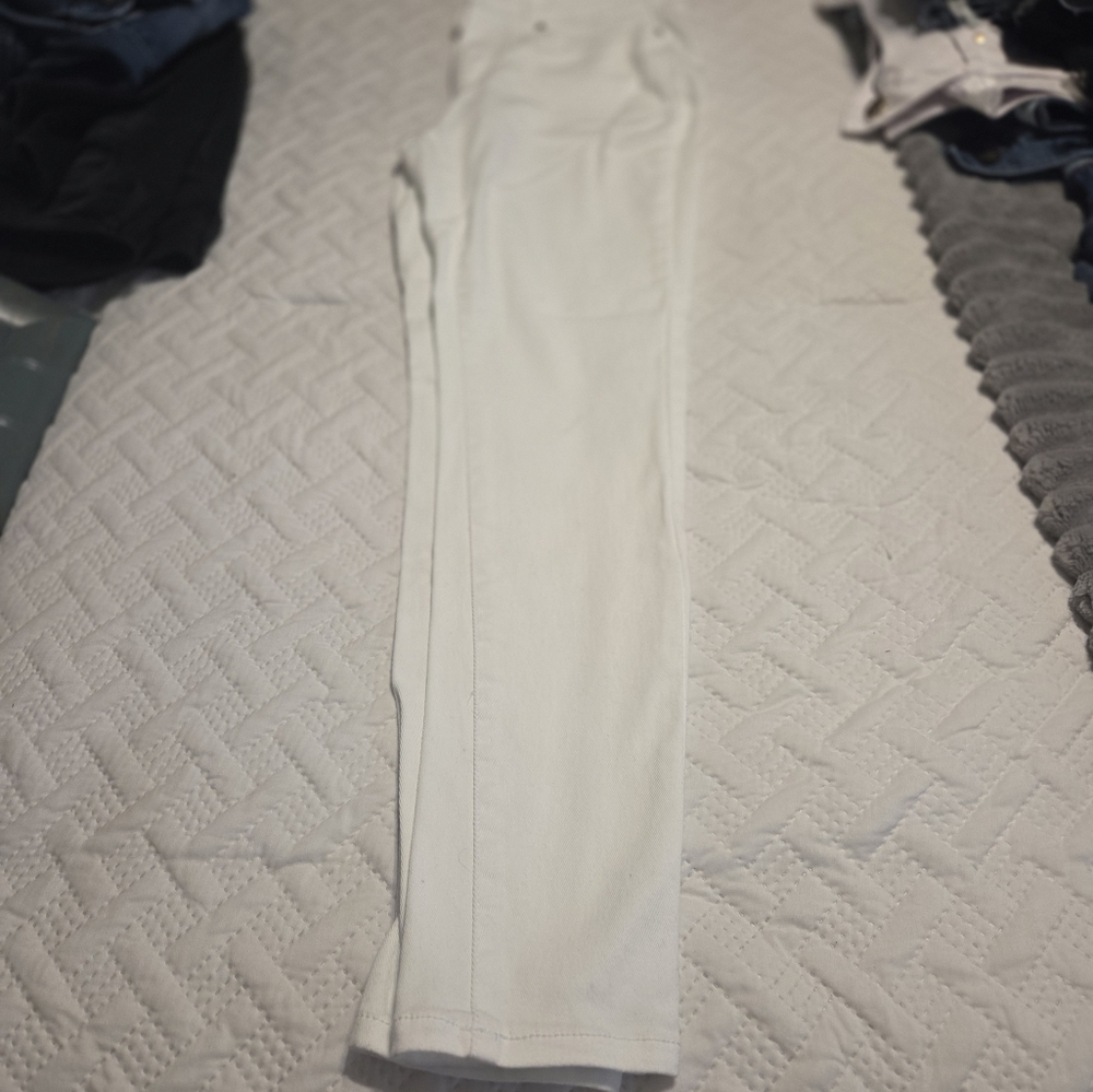VENUS Classic White Denim, skinny jeans